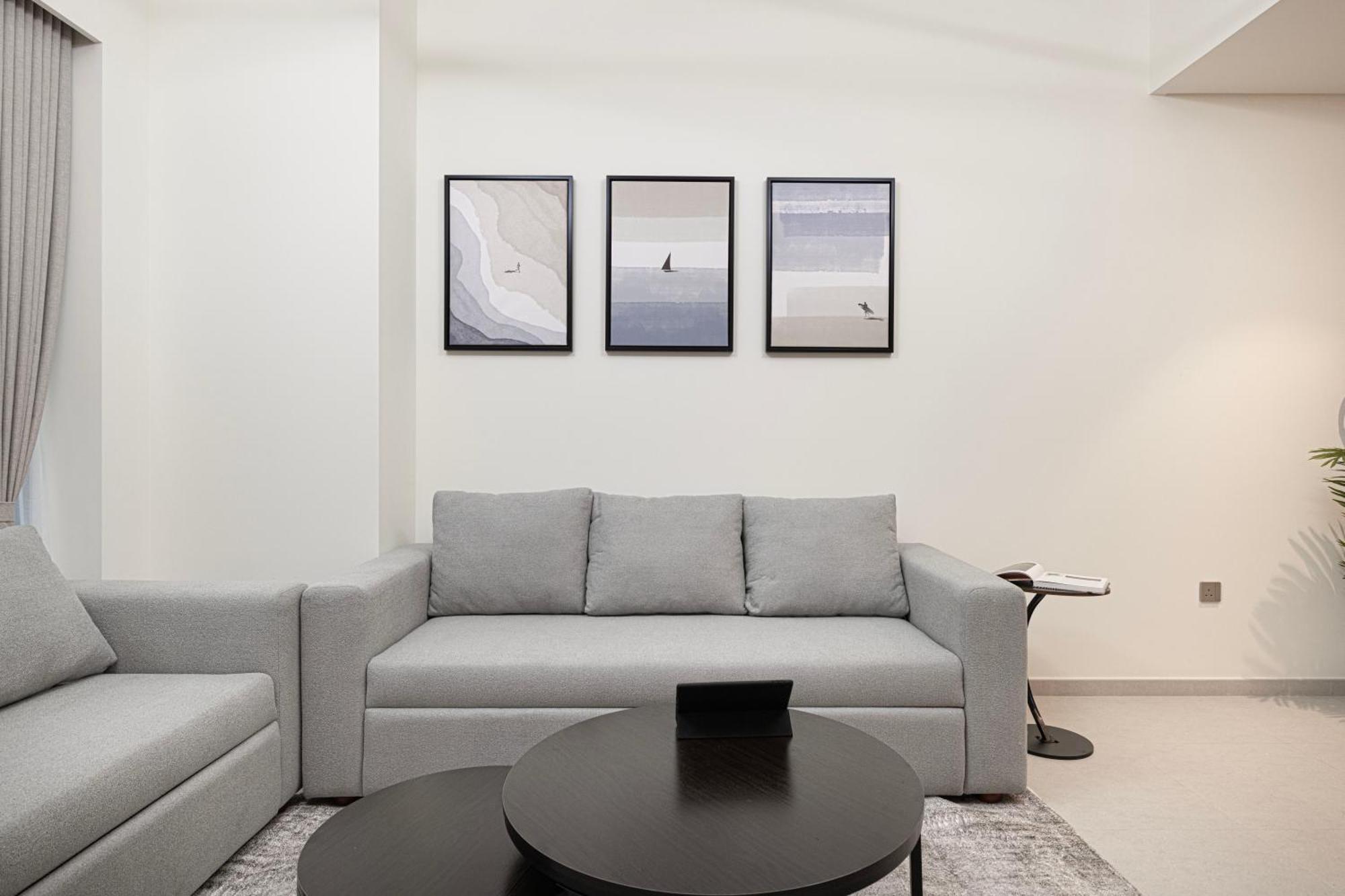 Appartamento Grande 1 Bedroom With Amazing Pool, Gym And Location