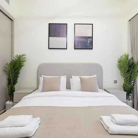 Grande Apartment 1 Bedroom With Amazing Pool, Gym And Location Dubai Exterior photo
